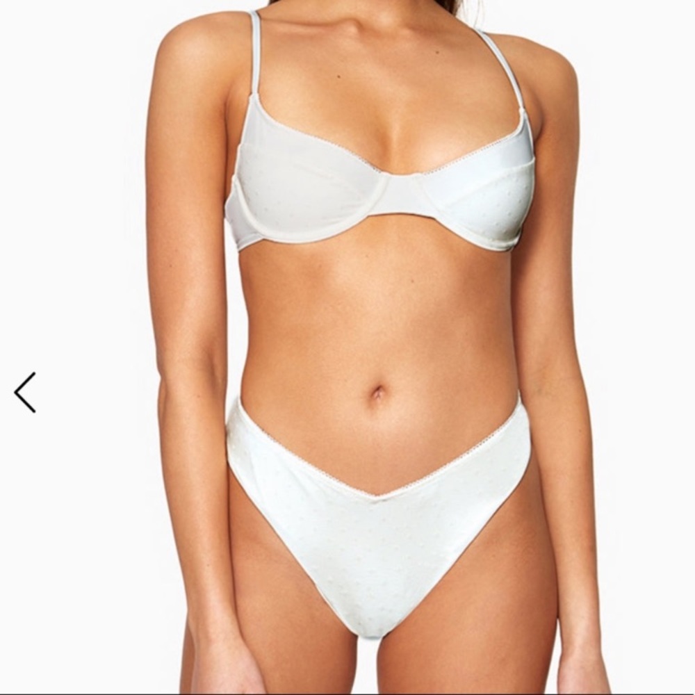 Weworewhat Swiss dot white bikini top - Picture 2 of 3